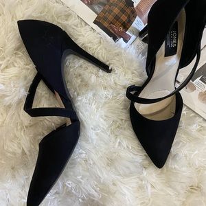 JONES NEW YORK BLACK pointy heel
